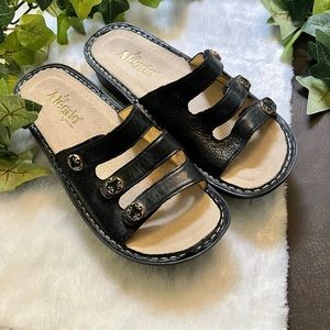 Alegria Fiona Sandal Hook and Loop Closure 39